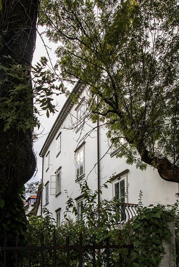 Apartment Breg - Old Town River Ljubljana Bagian luar foto